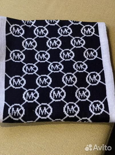 Шапка и шарф оригинал Michael Kors