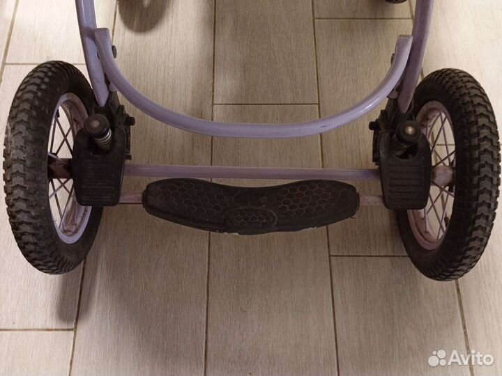 Коляска прогулочная