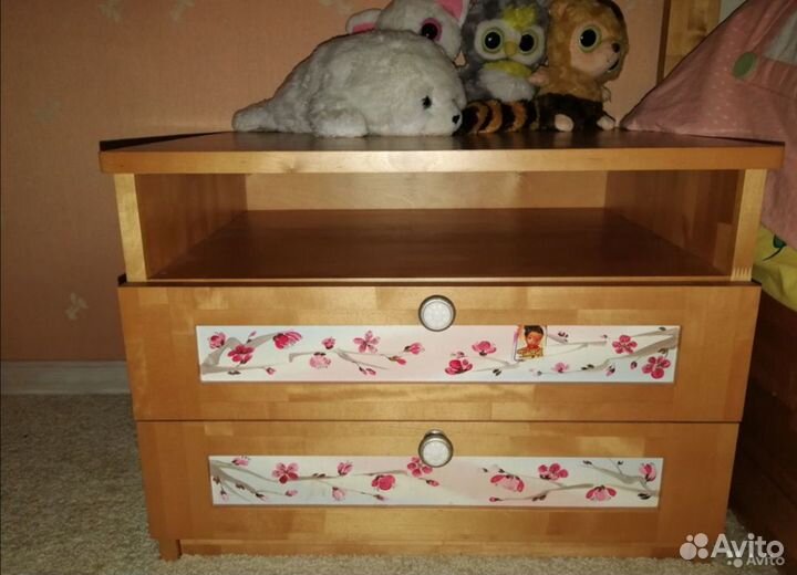 Тумбочка прикроватная из натуральной березы