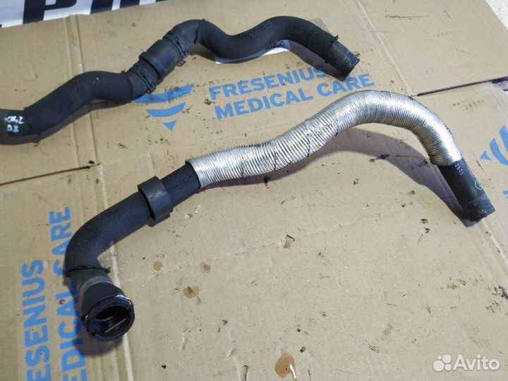 Патрубок отопителя Audi A8 D3 2002—2005