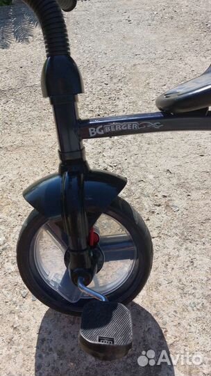 Детский трехколесный велосипед