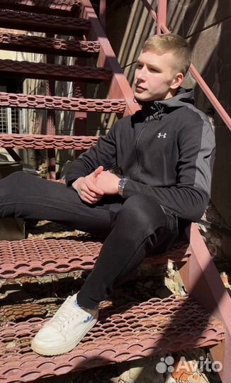 Спортивный костюм Under Armour