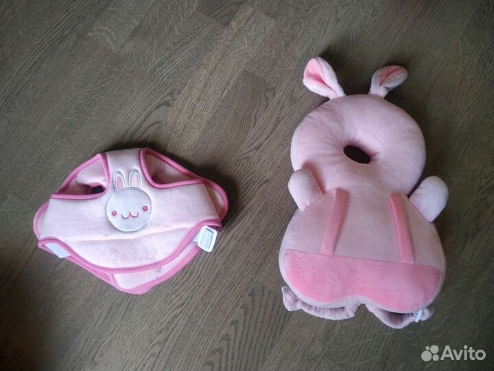 Защитный рюкзачок и шапочка для малыш