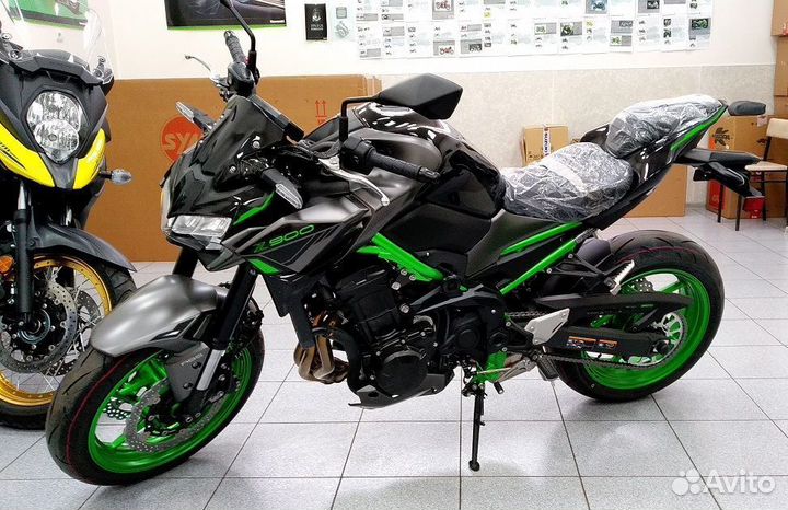 Kawasaki Z 900 2023