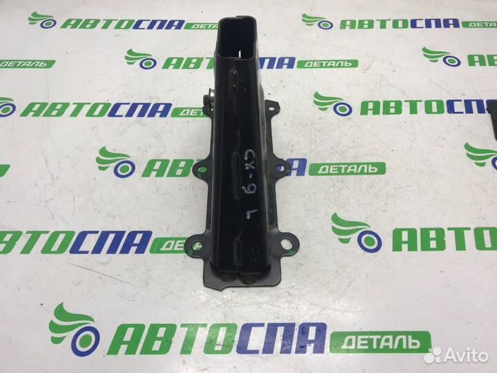 Кронштейн усилителя бампера передний левый Mazda