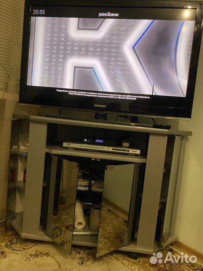 Подставка-шкаф под телевизор