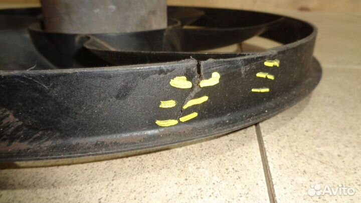 Вентилятор радиатора Nissan Micra 3 (K12)