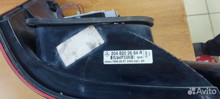 Фонарь заданий правый GLK300 x204 A2048202664R