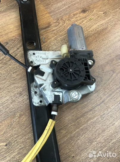 Стеклоподъёмник передний правый BMW X5 E53