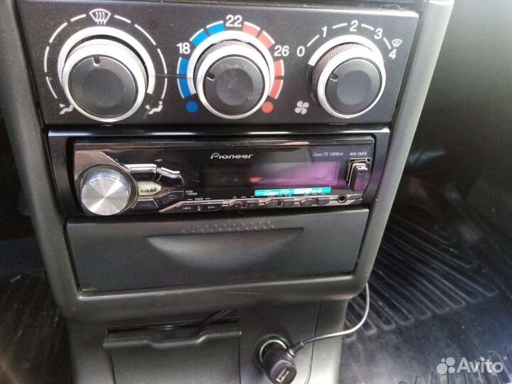 Pioneer 4х100W