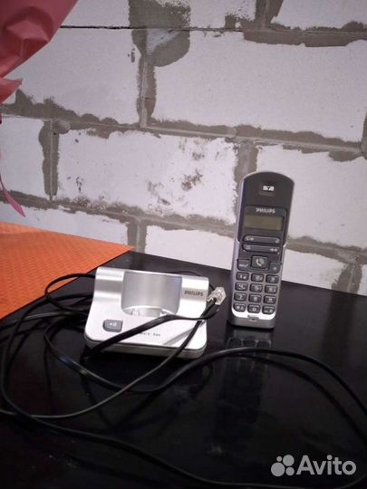 Радиотелефоны :Philips, Panasonic