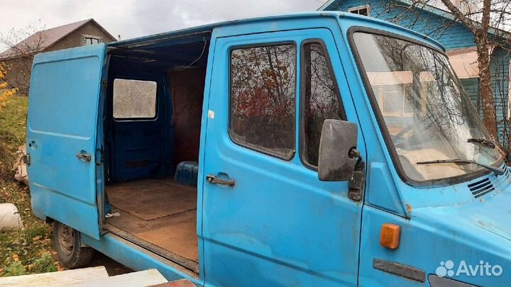 Mercedes-Benz T1 2.4 МТ, 1985, 238 351 км