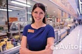 Директор продуктового магазина