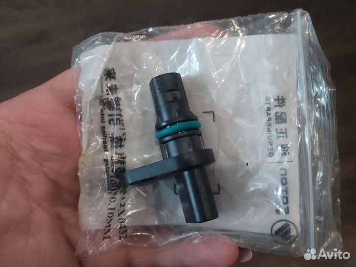 Датчик коленвала, распредвала Cummins 2,8