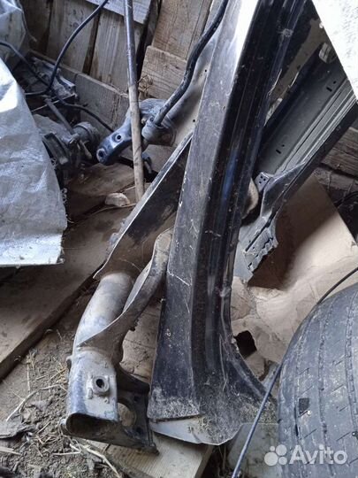 Стойка передняя лобовая nissan x trail t31