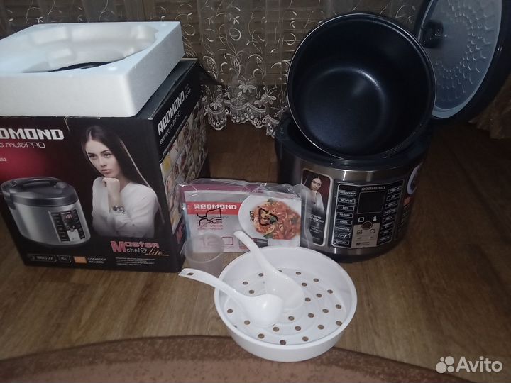 Многофункциональная мультиварка redmond RMC-М252