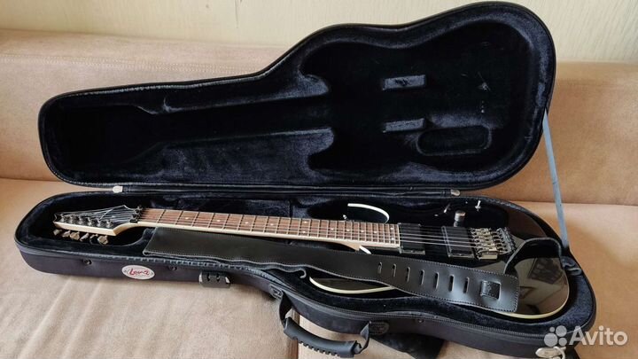 Электрогитара ibanez с комбиком