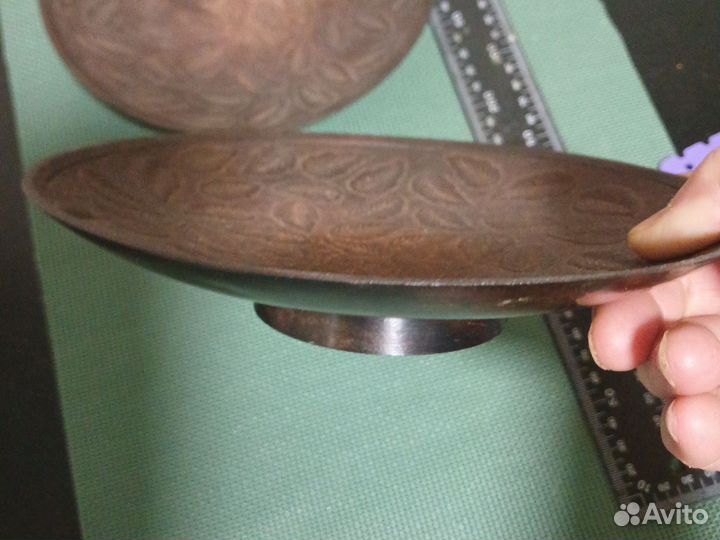 Медная тарелка ваза