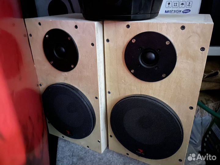 Полочники на базе Focal, Seas