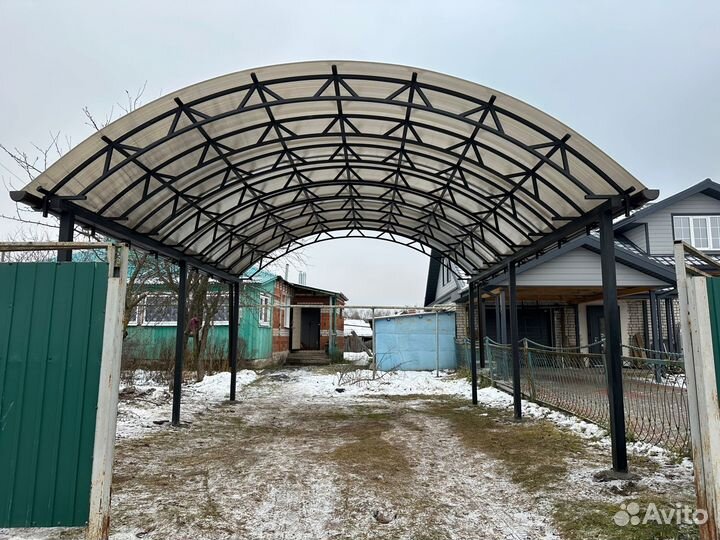 Арочный навес из поликарбоната
