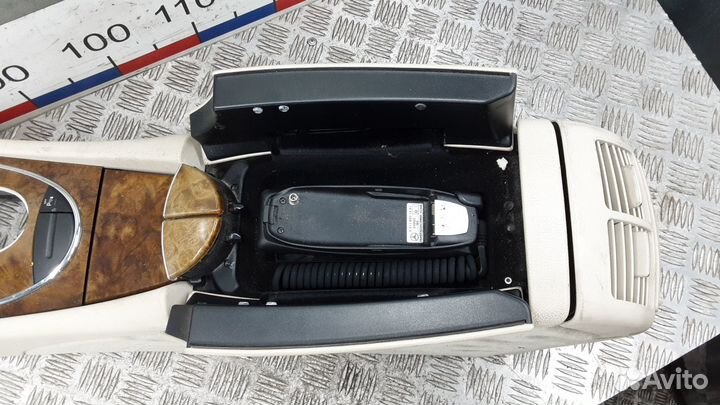 Подлокотник Mercedes-Benz E-Класс W210/S210 рест