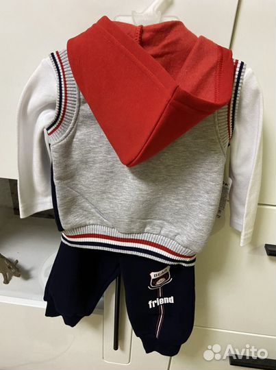 Костюм детский тройка