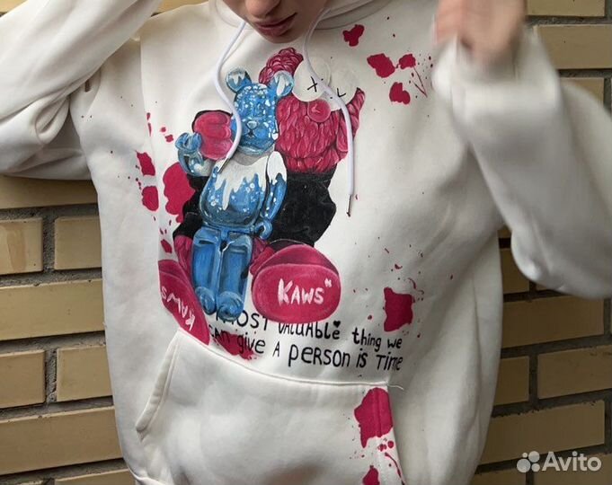 Толстовка с ручной росписью