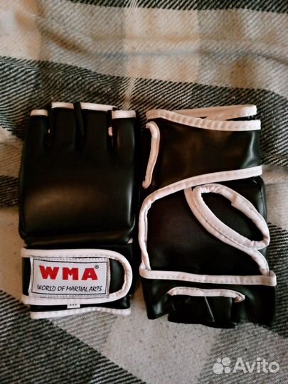 Перчатки для рукопашного боя