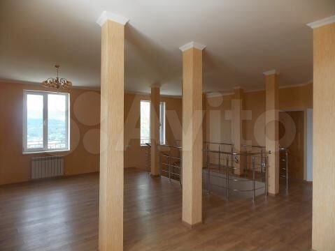 Коттедж 800 м² на участке 19 сот.