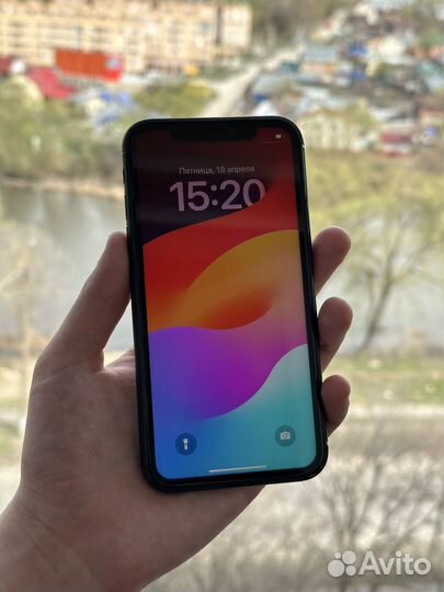 iPhone Xr, 64 ГБ