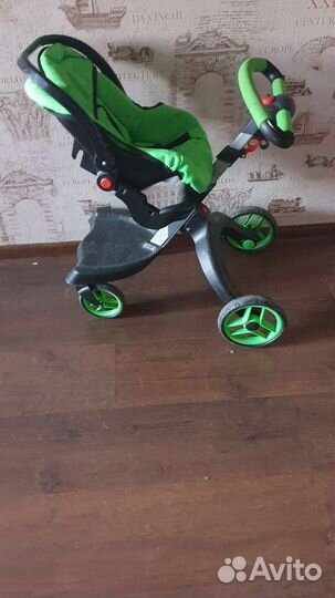 Коляска для кукол