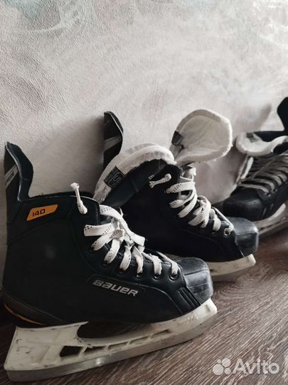 Хоккейные коньки bauer