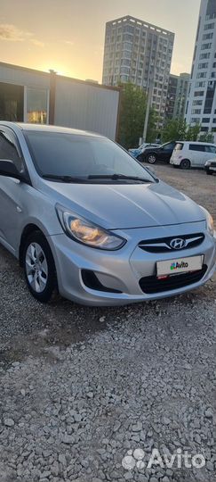Hyundai Solaris 1.4 AT, 2012, 164 500 км