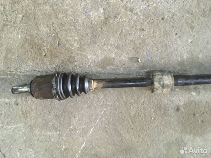 Полуось (привод) передний правый (Opel Astra)