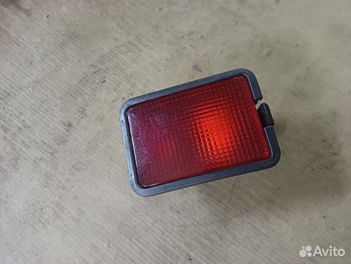 Задний противотуманный фонарь Transporter T4