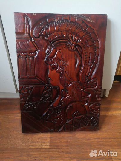 Резные картины из дерева