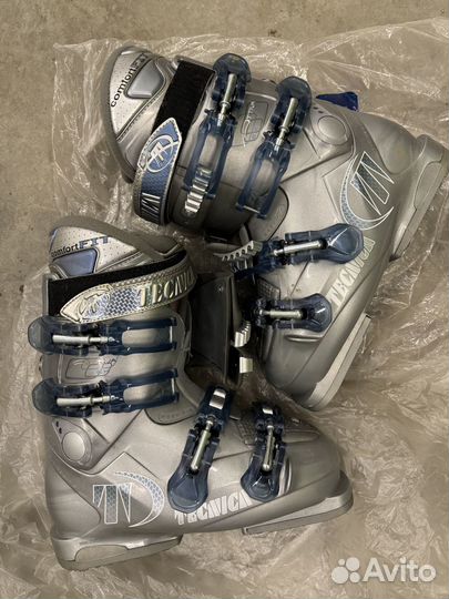 Горные лыжи женские и ботинки