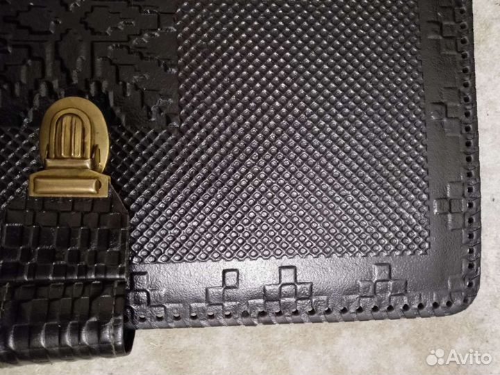 Кожаная папка