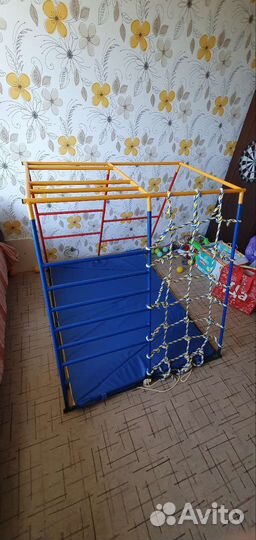 Детский спортивный комплекс