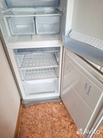 Холодильник indesit бу