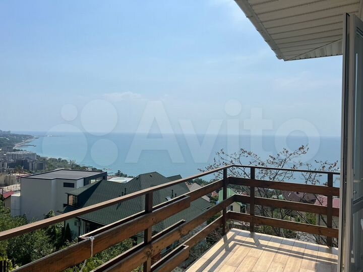 Коттедж 160 м² на участке 4 сот.