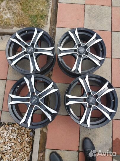 Диски на ford focus r16