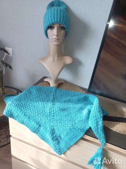 Шапка и шарф -бактус