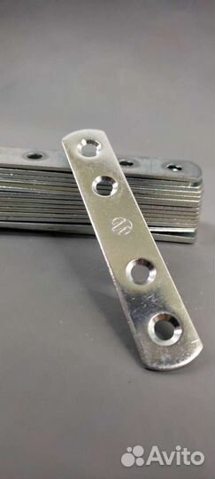 Мебельные пластины и уголки