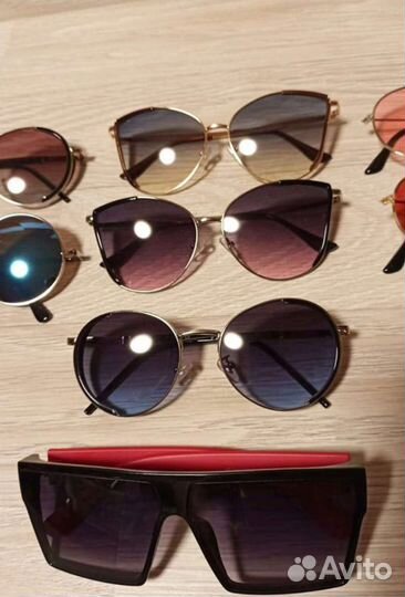 Солнцезащитные очки в ассортименте новые