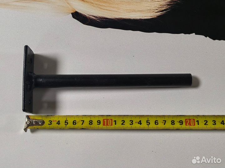 Кронштейн для полок