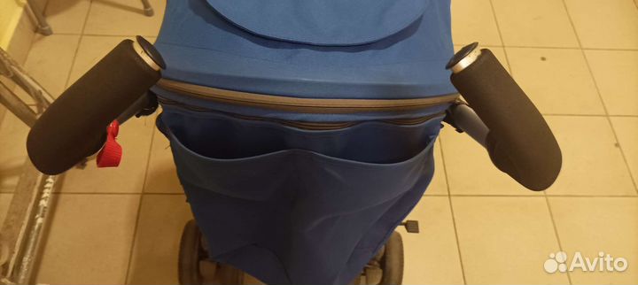 Прогулочная коляска chicco