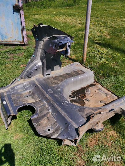 Ниша запасного колеса, ванна, корыто- Киа Рио 3