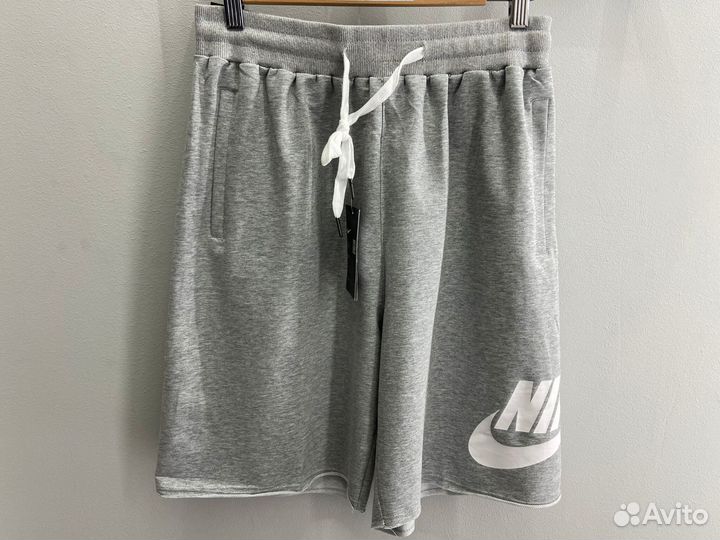 Шорты Nike