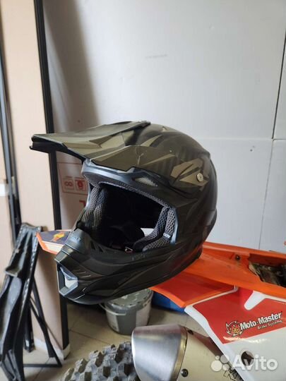 Шлем кроссовый бу